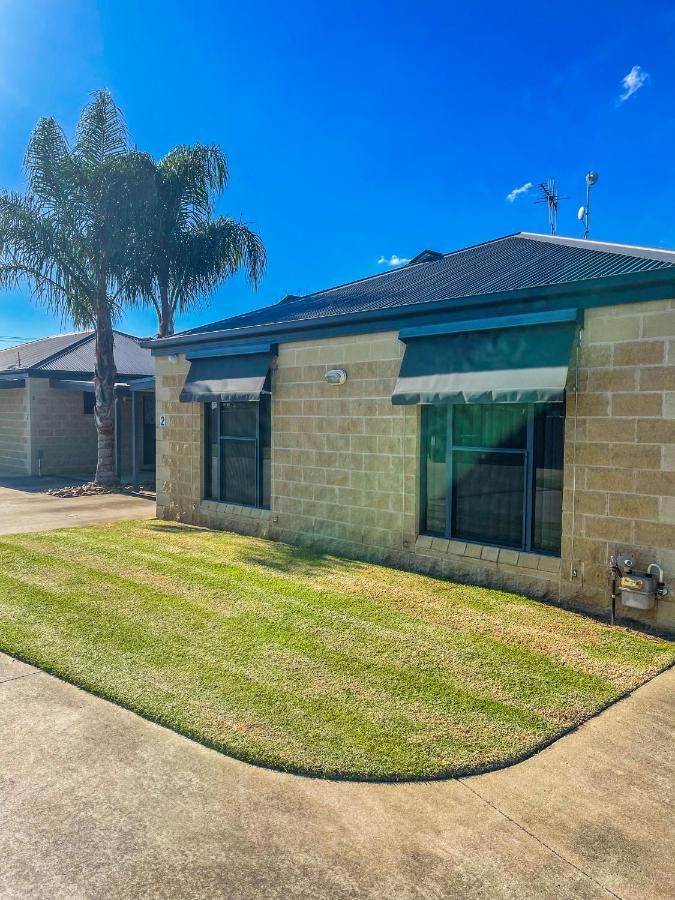 Dbj Holiday Units Mulwala Exterior foto