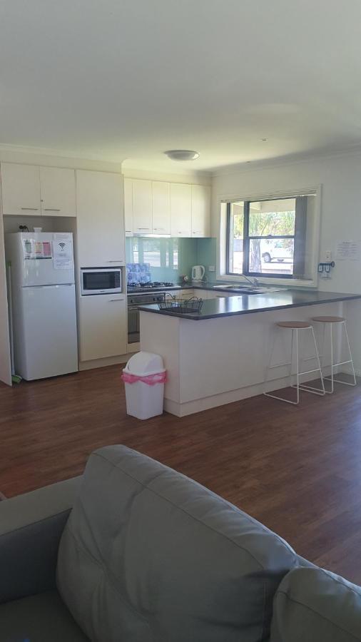 Dbj Holiday Units Mulwala Exterior foto